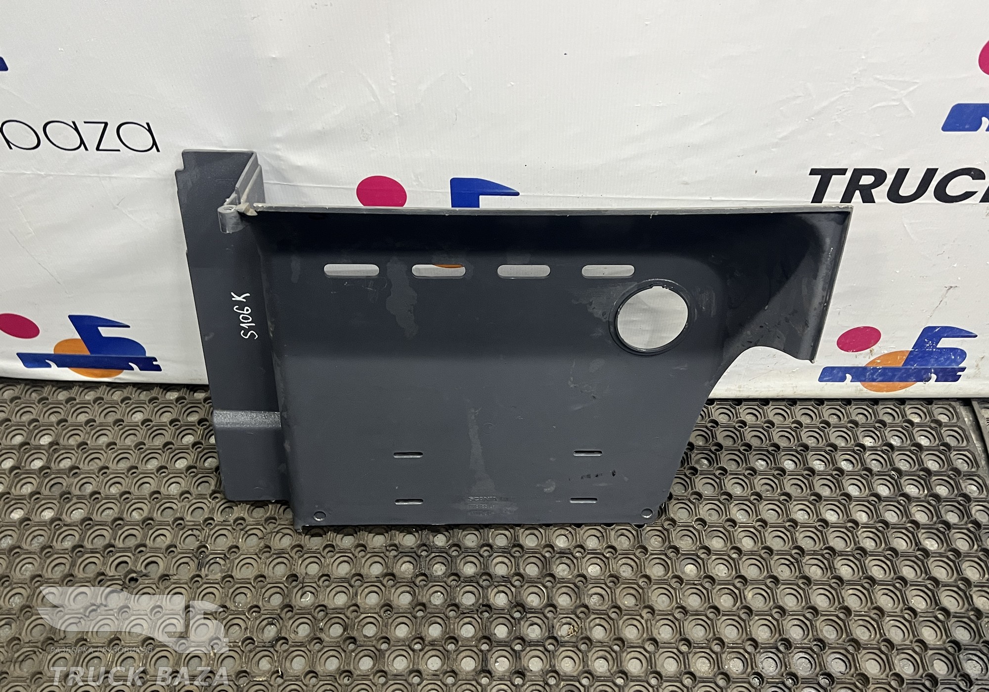 1778785 Панель спальника левая для Scania 5-series P (с 2004 по 2016)