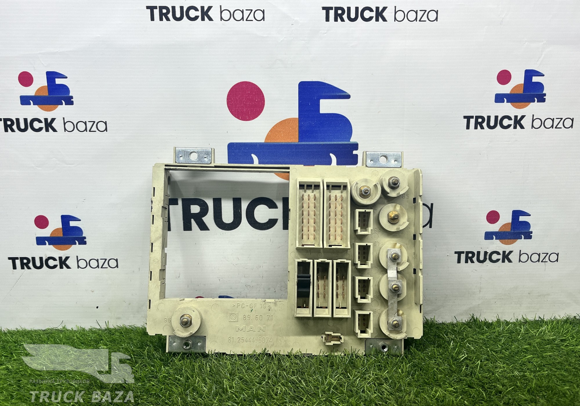 81254446074 Блок предохранителей для Man TGS I (с 2007)