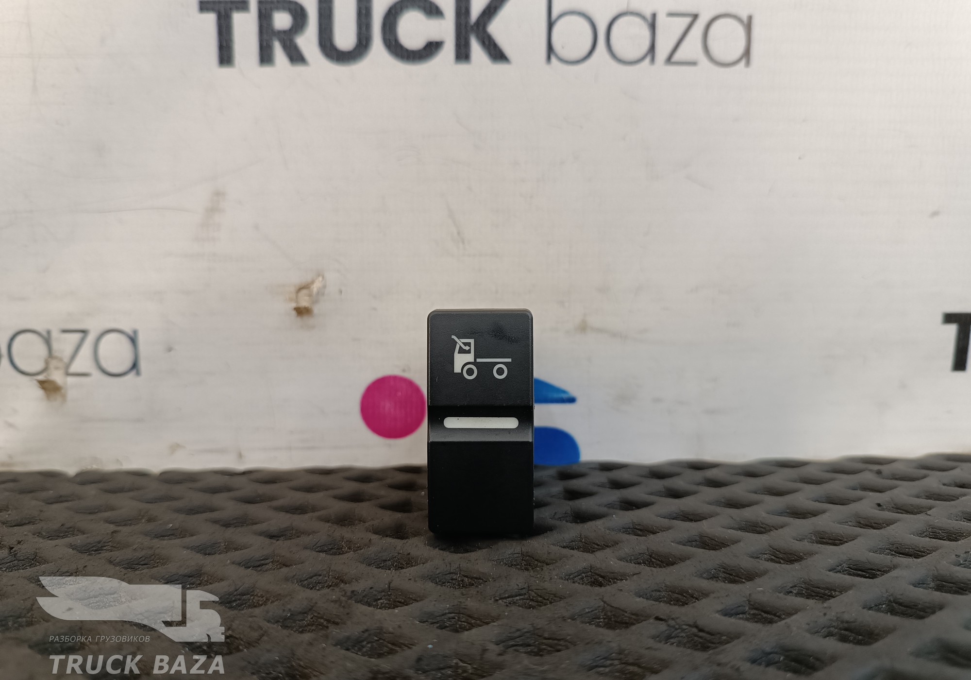 Кнопка люка для Man TGX II (с 2012)