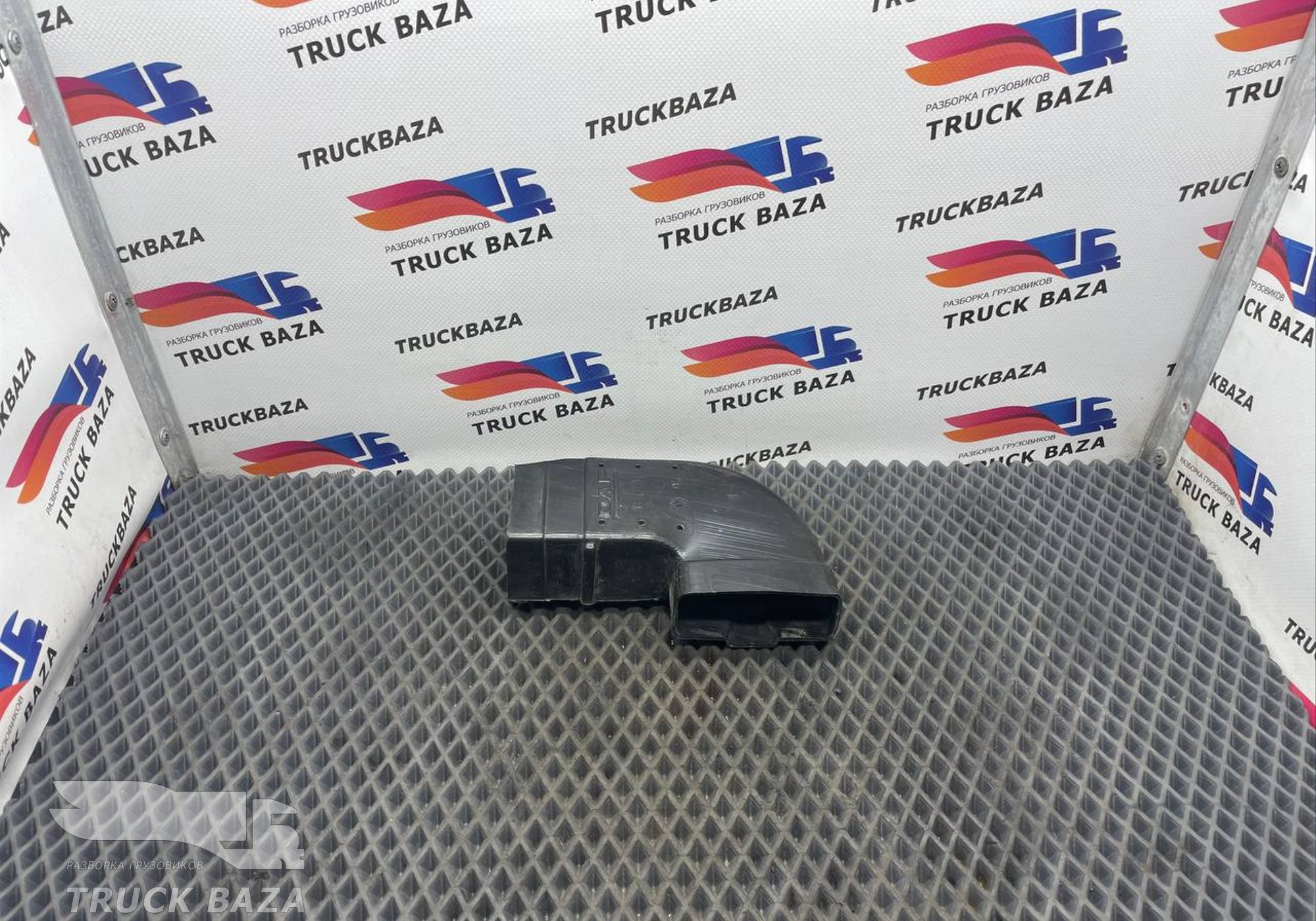 1877201 Патрубок отопителя для Daf XF105 (с 2006 по 2020)