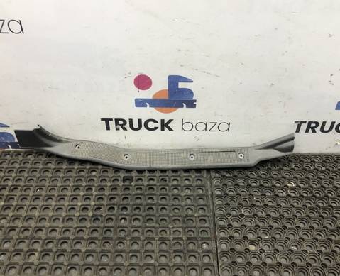 3176486 Накладка порога левая для Volvo FH