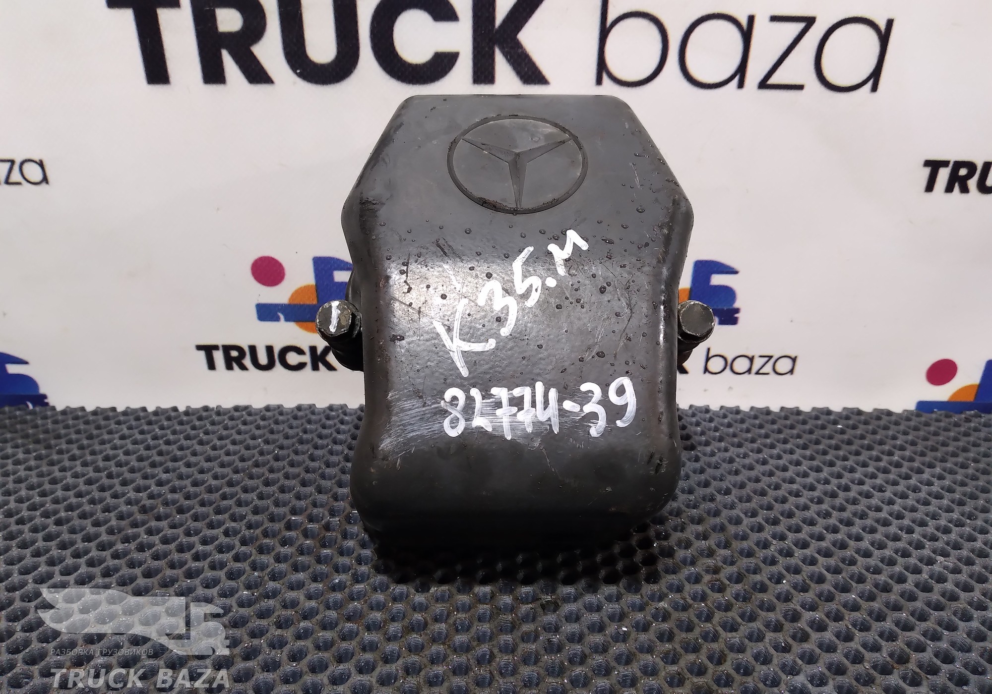 A4570100930 Крышка головки блока цилиндров для Mercedes-Benz Axor