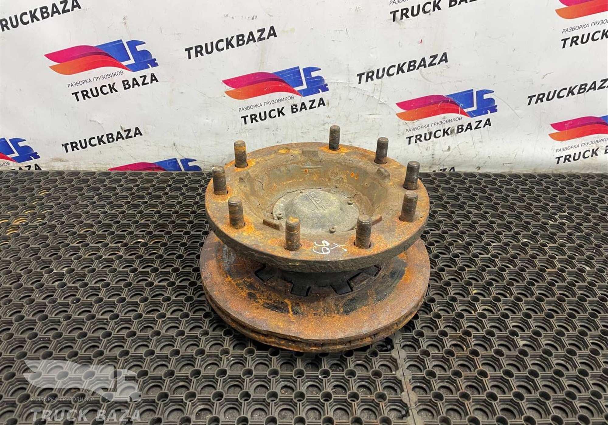 1818004 Ступица передняя для Daf XF105 (с 2005)