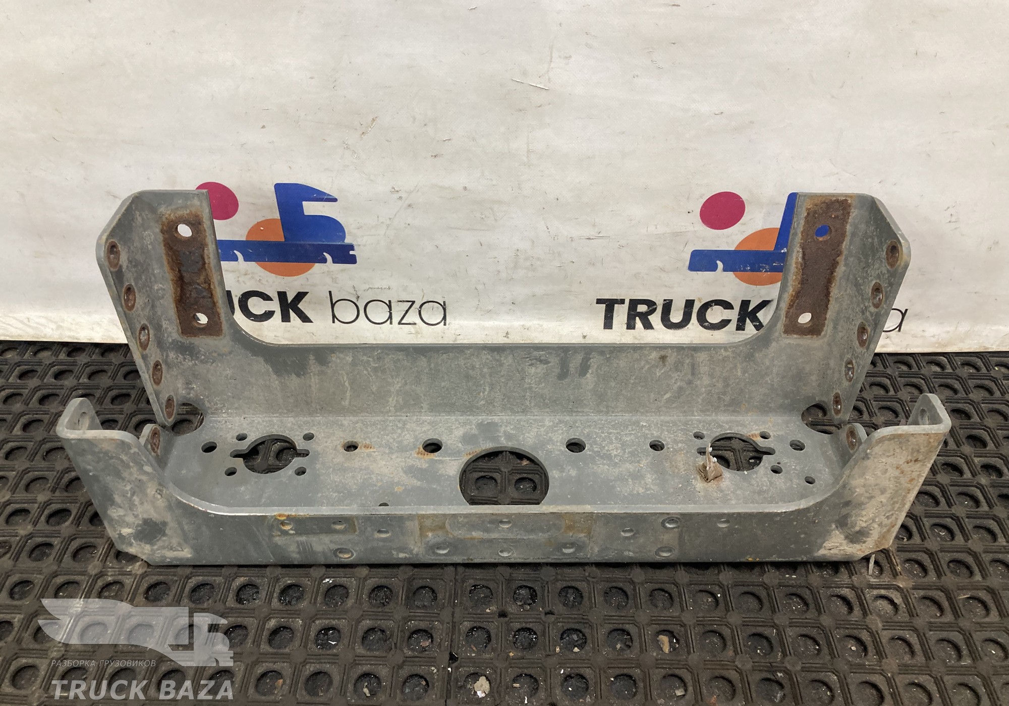 752W412100160 Траверса рамы поперечная задняя для Sinotruk Sitrak C7H