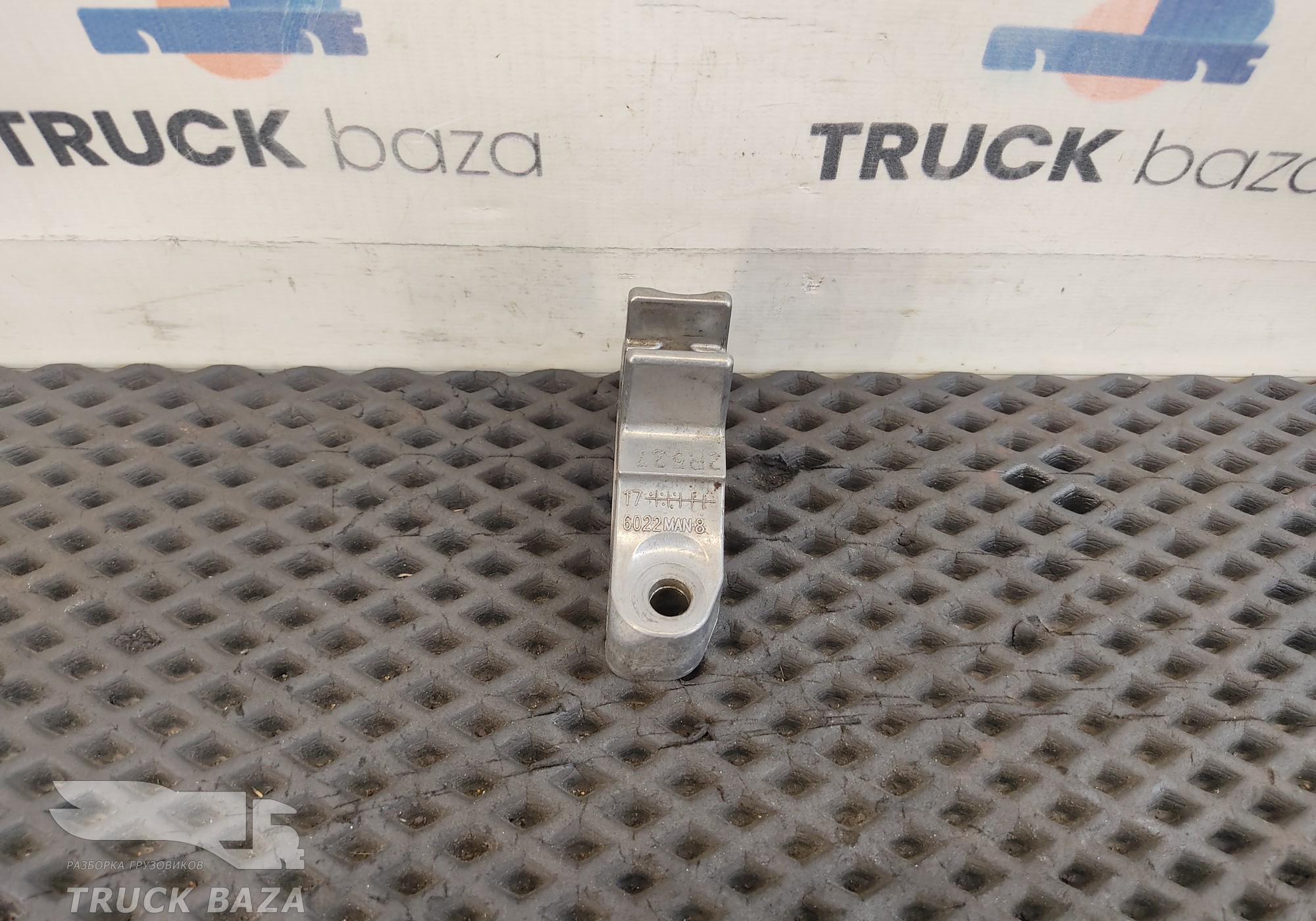 51031056022 Бугель распредвала для Man TGX II (с 2012)