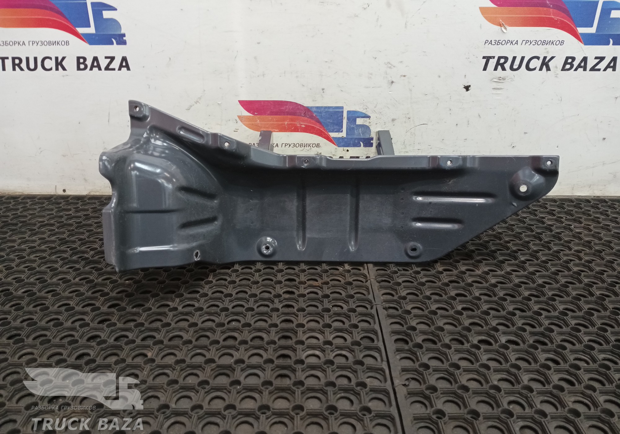 1426101 Подножка кабины левая для Scania 5-series G (с 2004 по 2016)