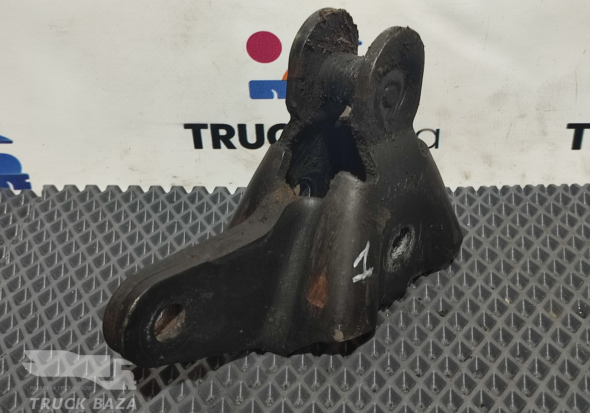 2082512 Замок кабины для Scania