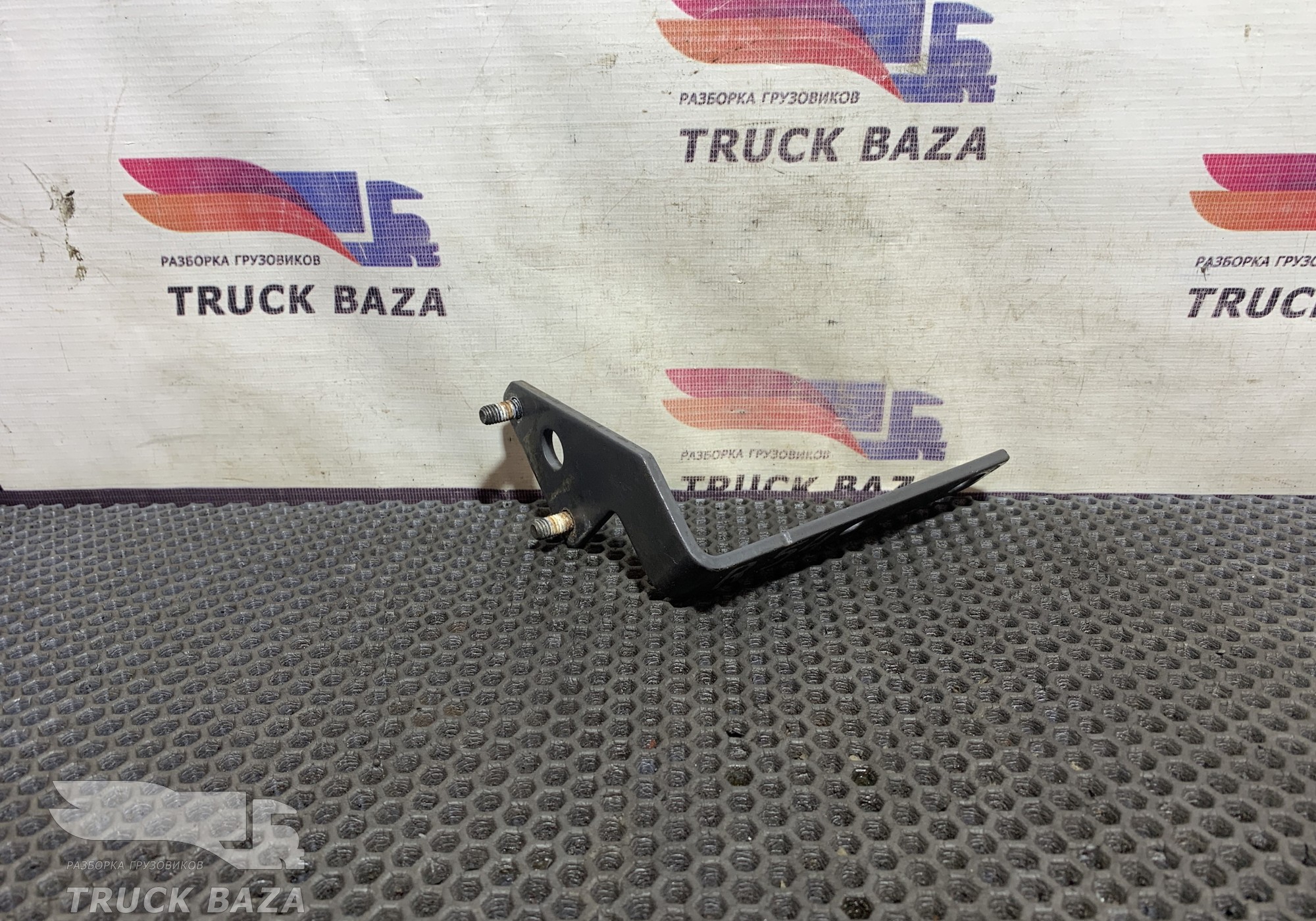 21458462 Кронштейн проводки шасси для Volvo