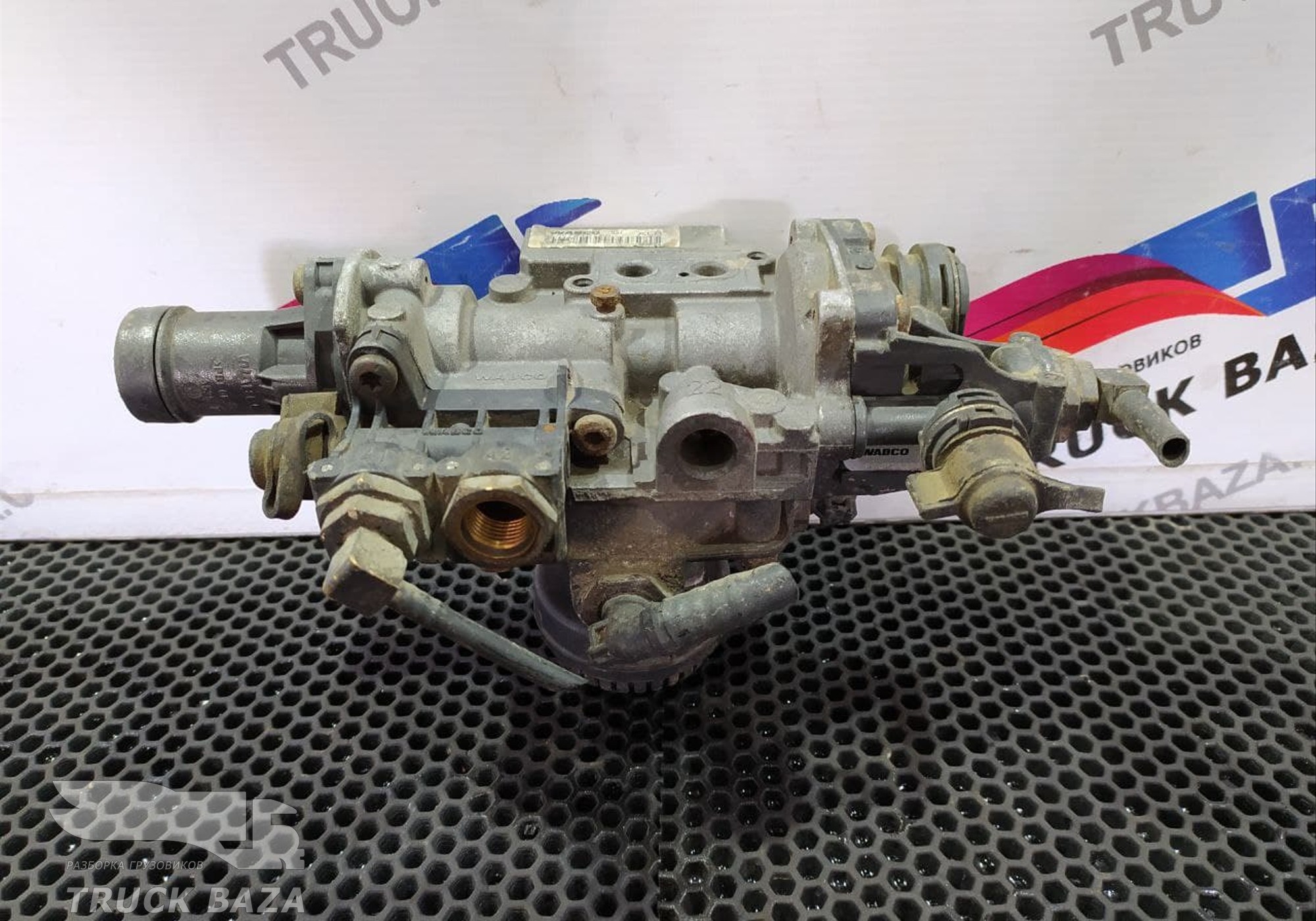 A0064318412 Регулятор давления тормозной системы для Mercedes-Benz Axor II (с 2004 по 2010)