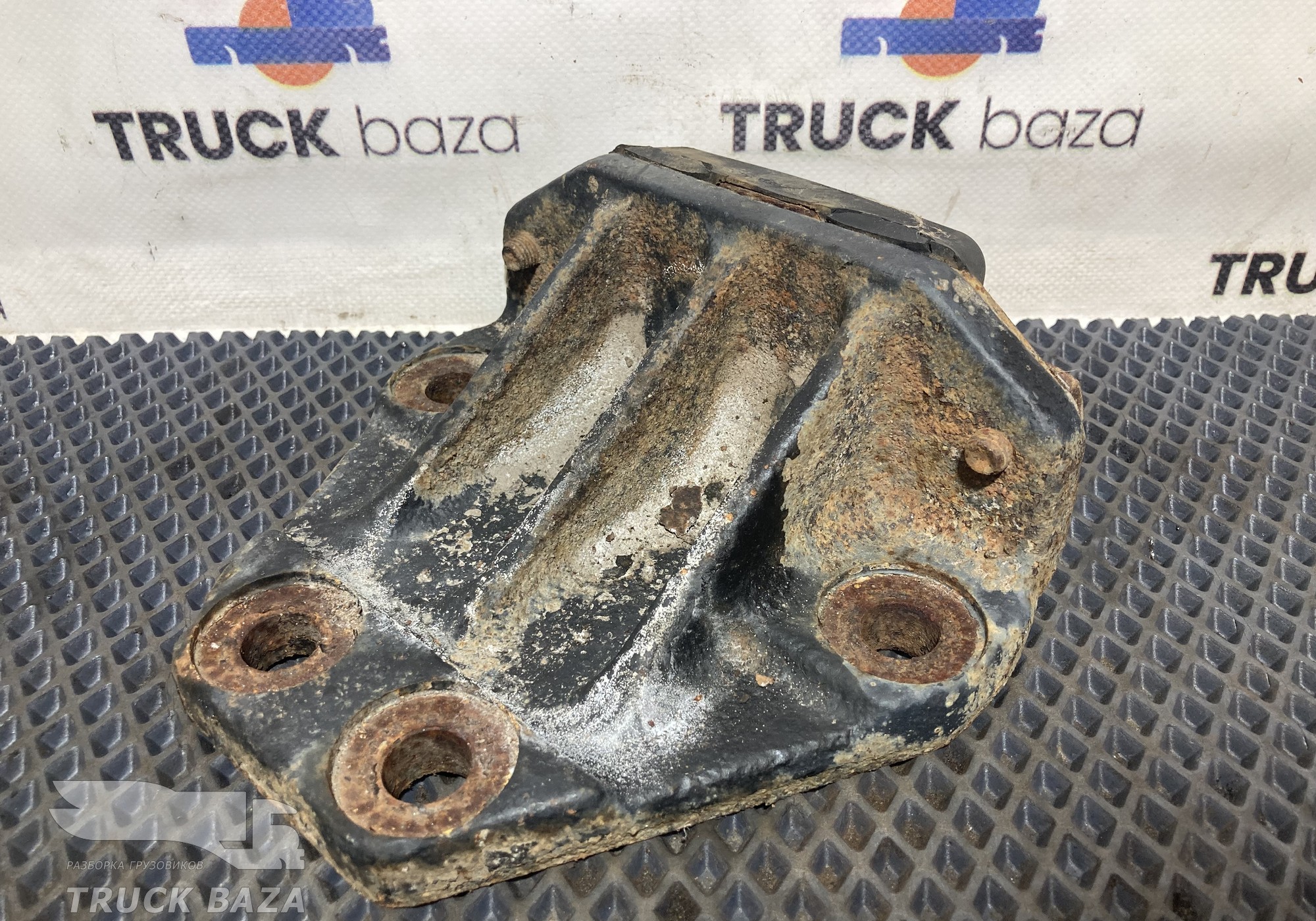 5490291268045 Отбойник рессоры задней для КАМАЗ 5490 (с 2013)