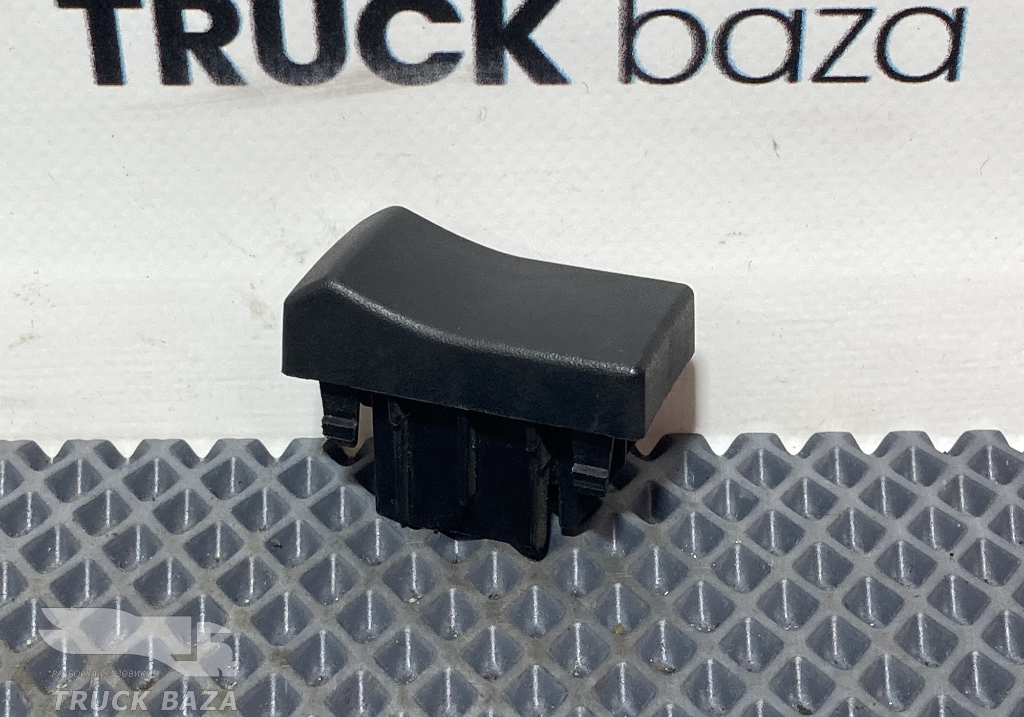 5010377439 Заглушка кнопки для Renault Premium I (с 1996 по 2004)