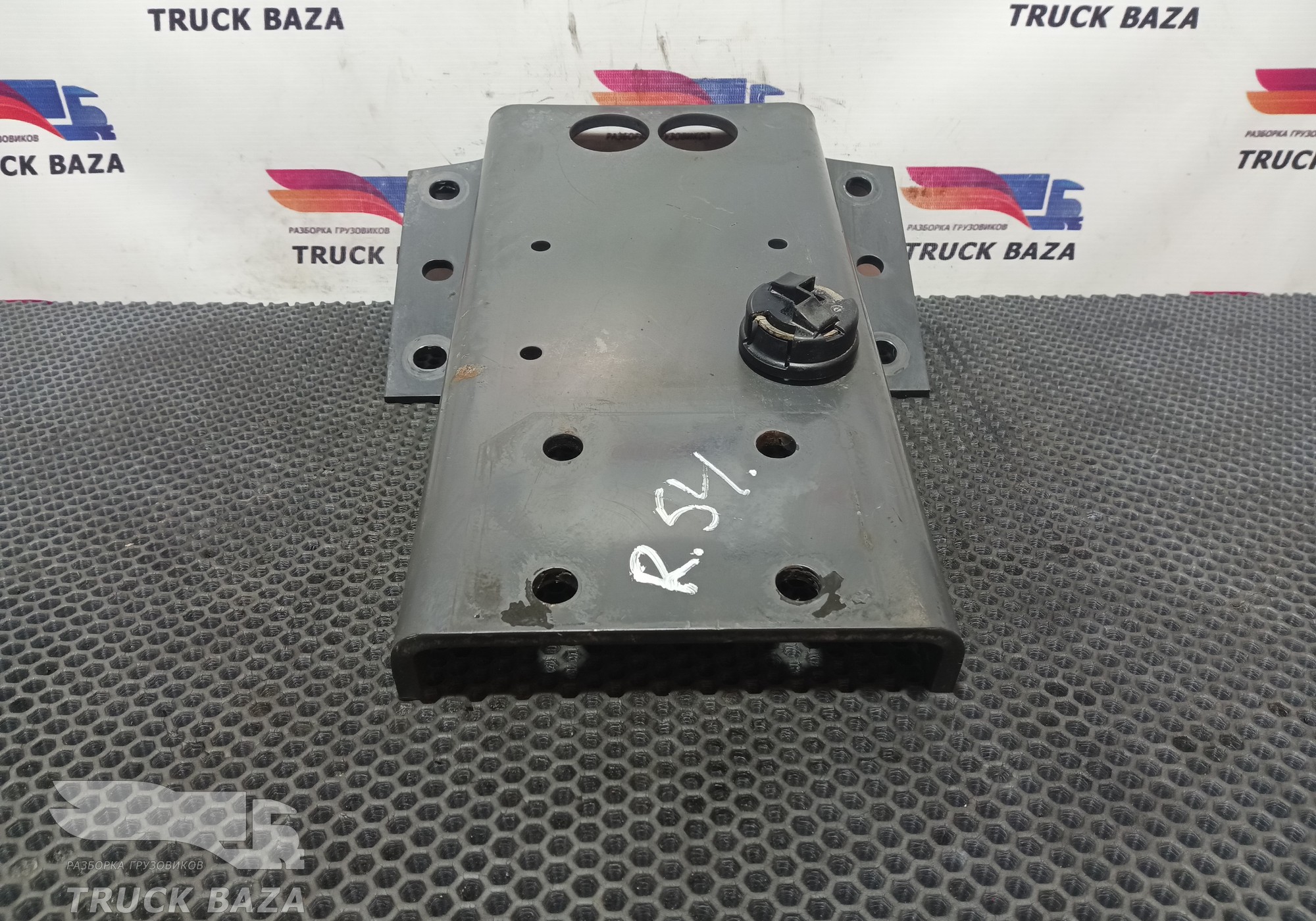 7421556903 Кронштейн пневмоподушки для Renault T (с 2013)