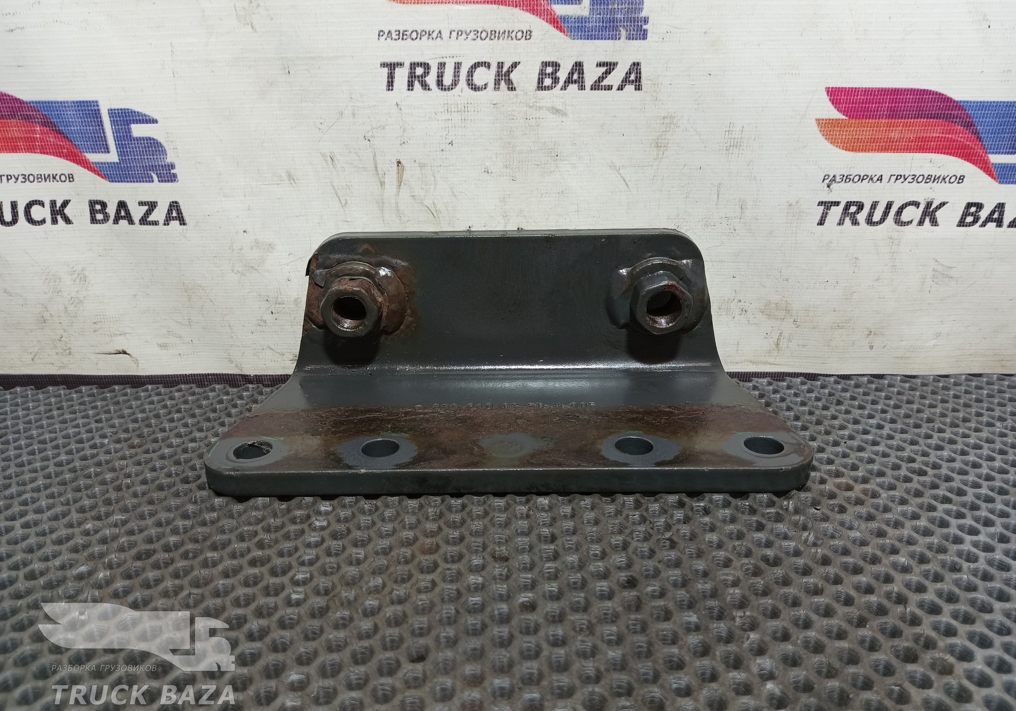 9303100258 Кронштейн крепления перекидок для Mercedes-Benz Axor