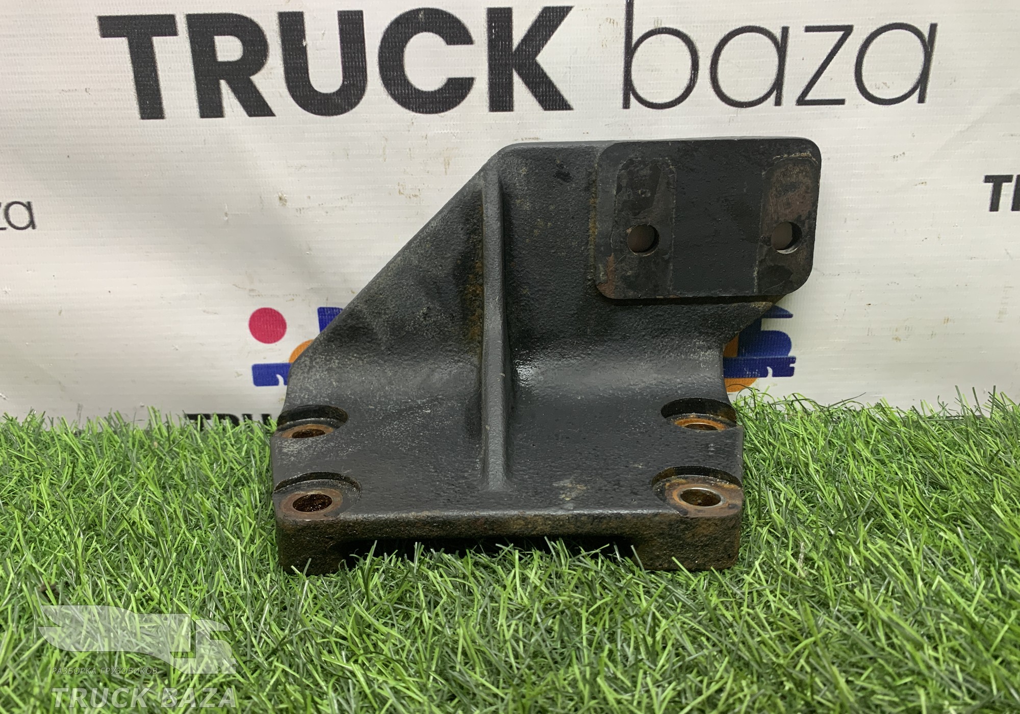 5490100101305 Кронштейн подушки двигателя левый для КАМАЗ 5490 (с 2013)