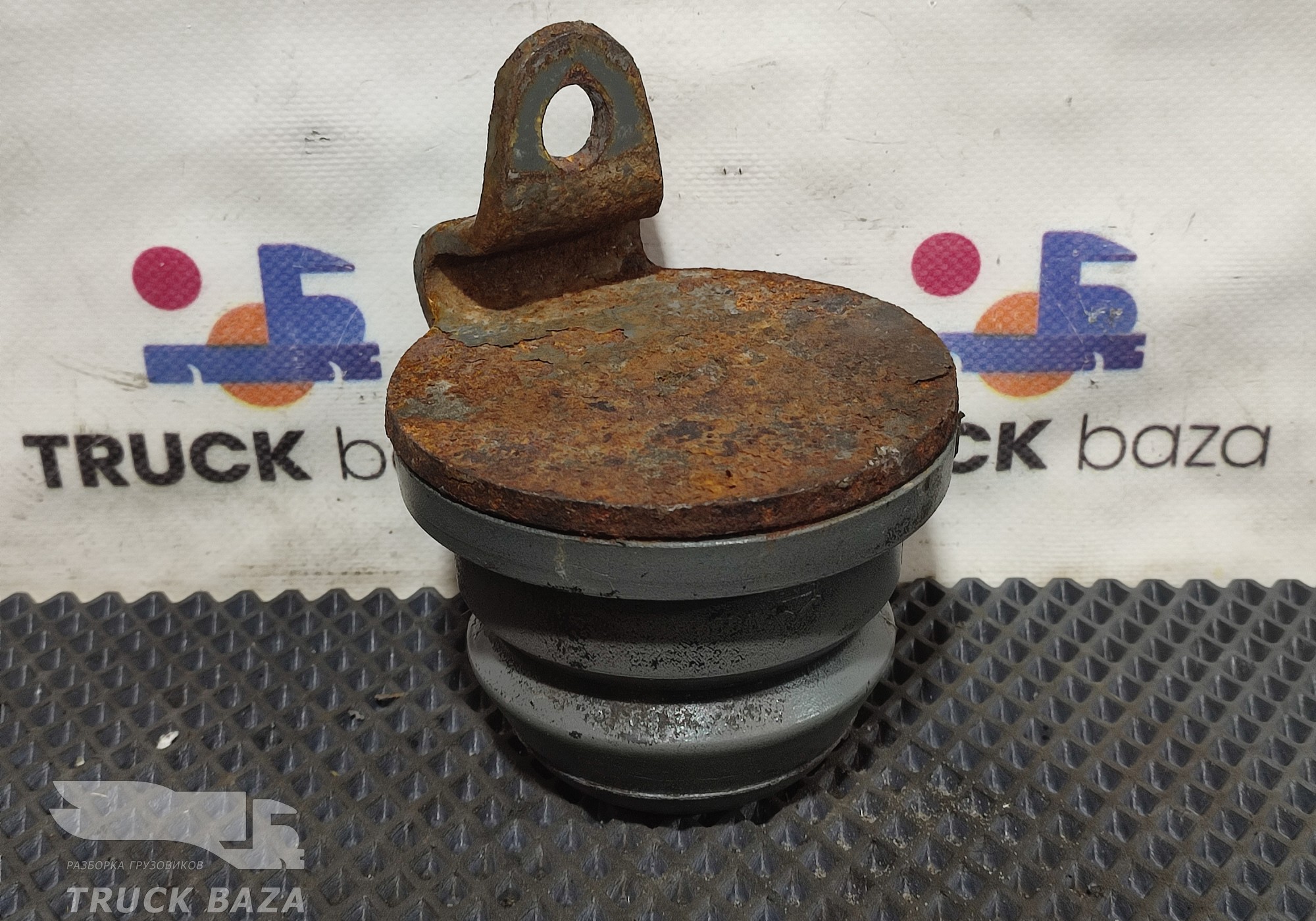 WG9925522111 Отбойник передней рессоры для Sinotruk Sitrak C7H