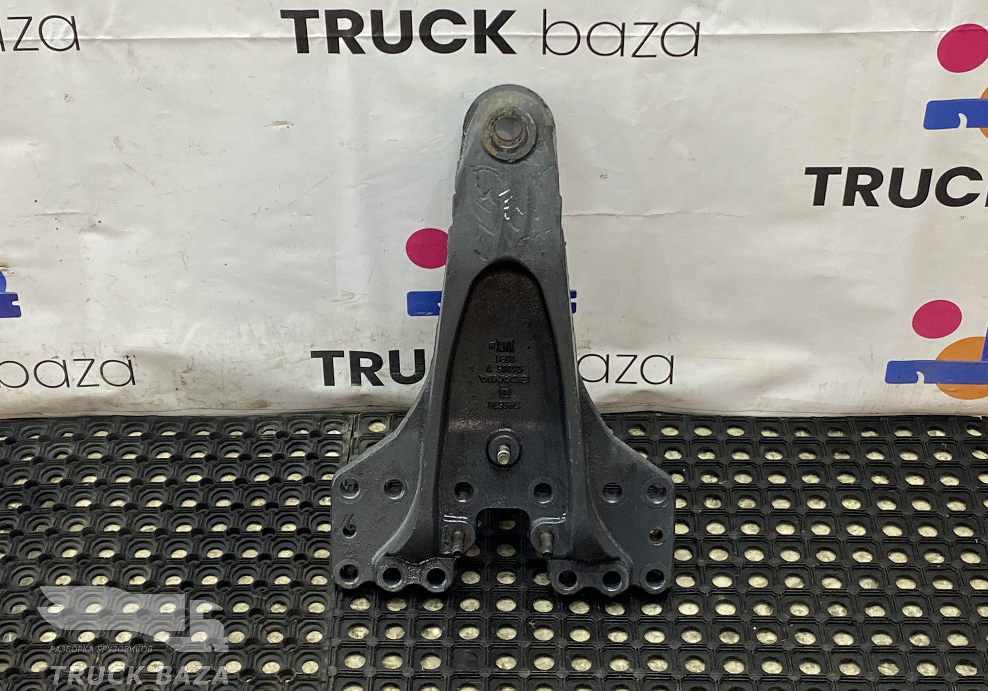 1799578 Кронштейн полурессоры задний