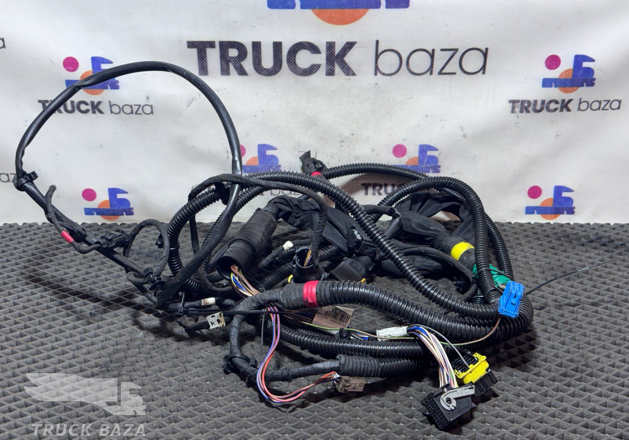 XVK82004129 Проводка салона для Mercedes-Benz Actros New Actros MP4 (с 2011)