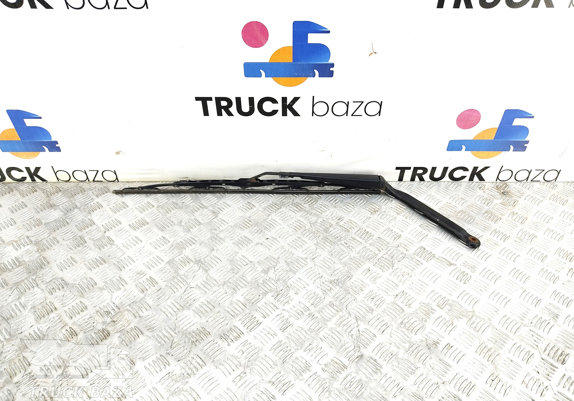 81264306072 Поводок стеклоочистителя