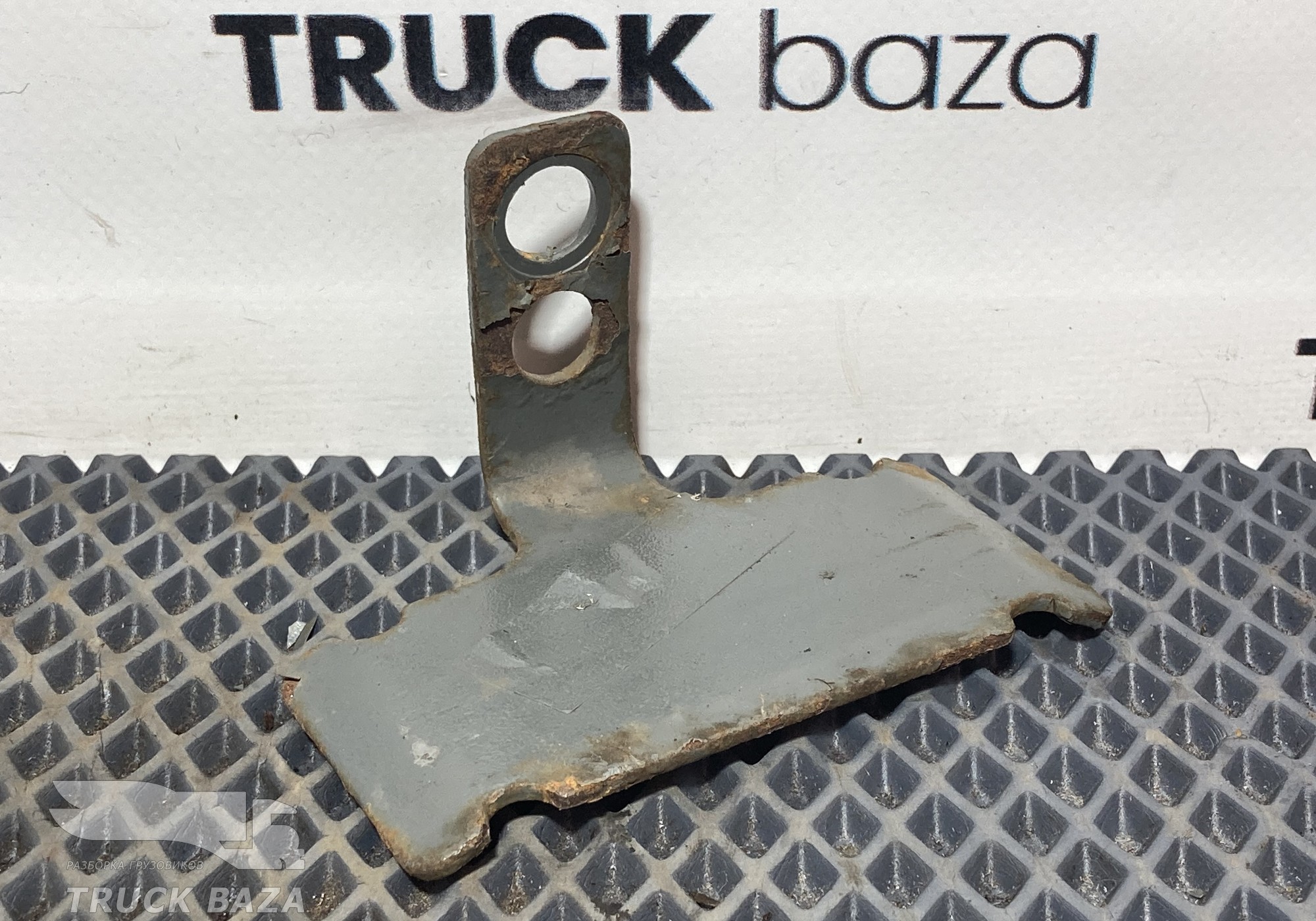 YG9000361519 Кронштейн трубок для Sinotruk Sitrak C7H