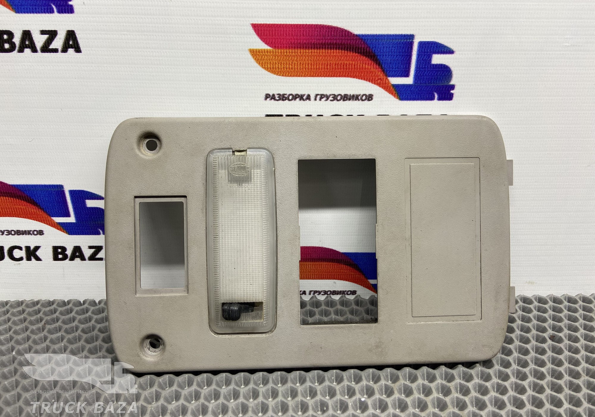 1436431 Накладка пульта отопителя для Daf CF