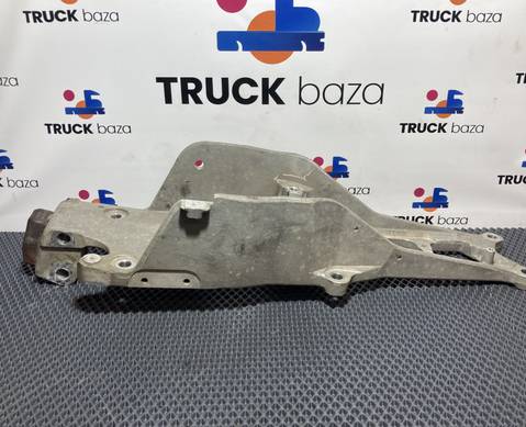 2899402 Кронштейн кабины передний левый для Scania 6-series R (с 2016)