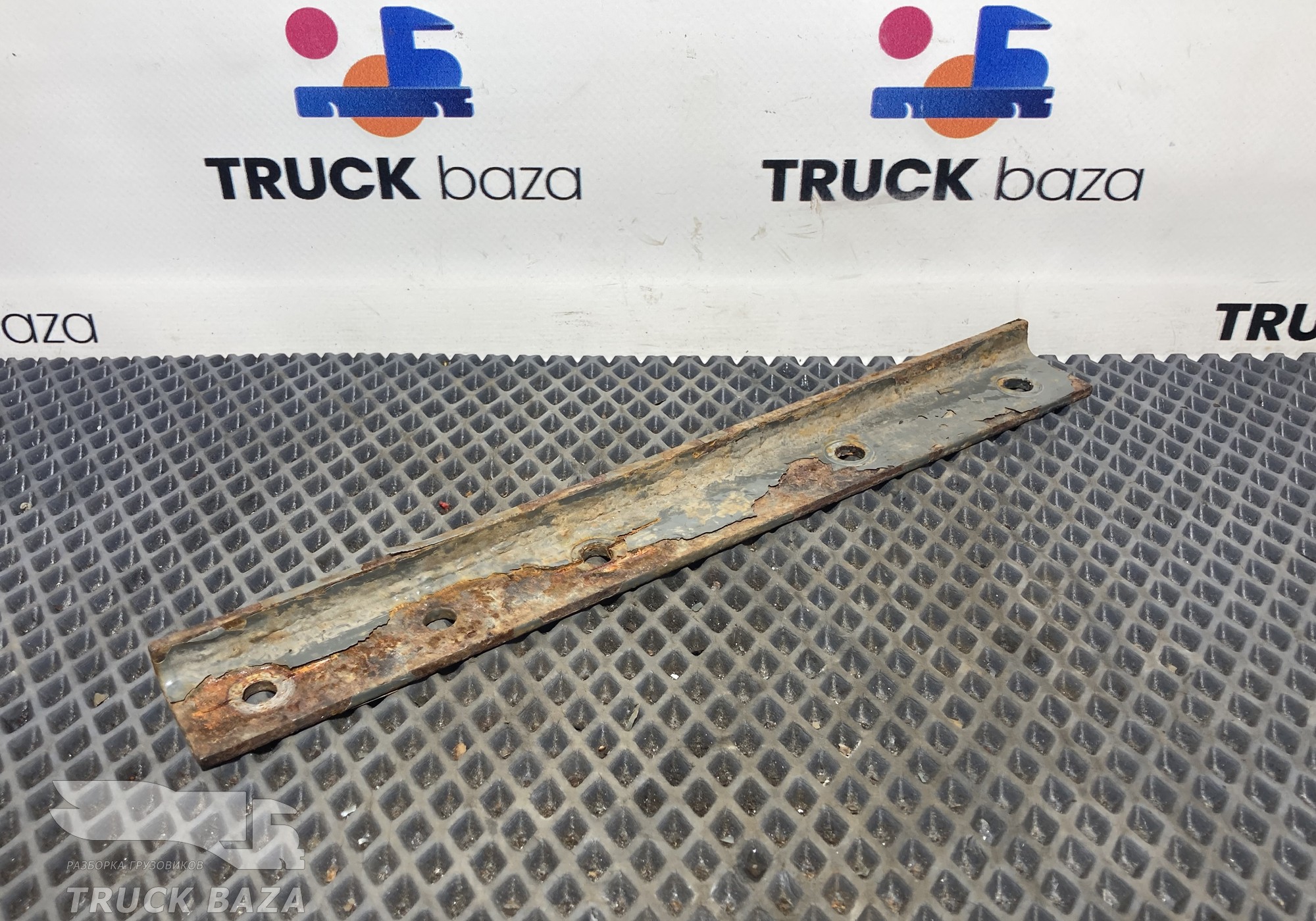 Кронштейн для Sinotruk Sitrak C7H