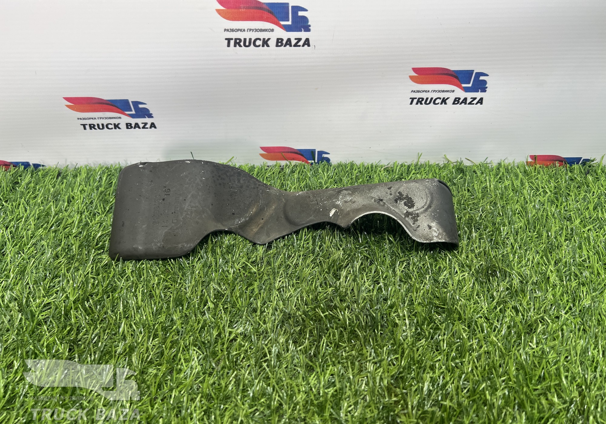 21809463 Кронштейн масляного фильтра