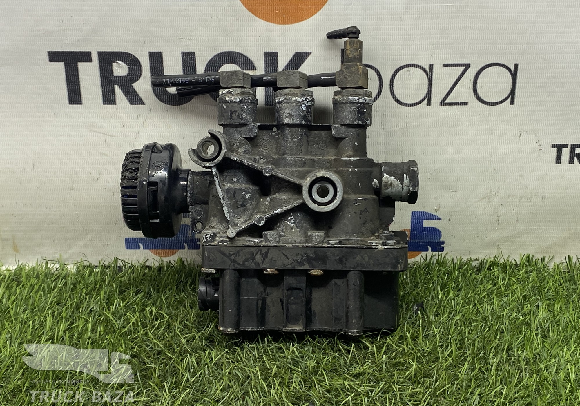 81259026238 Кран уровня пола главный