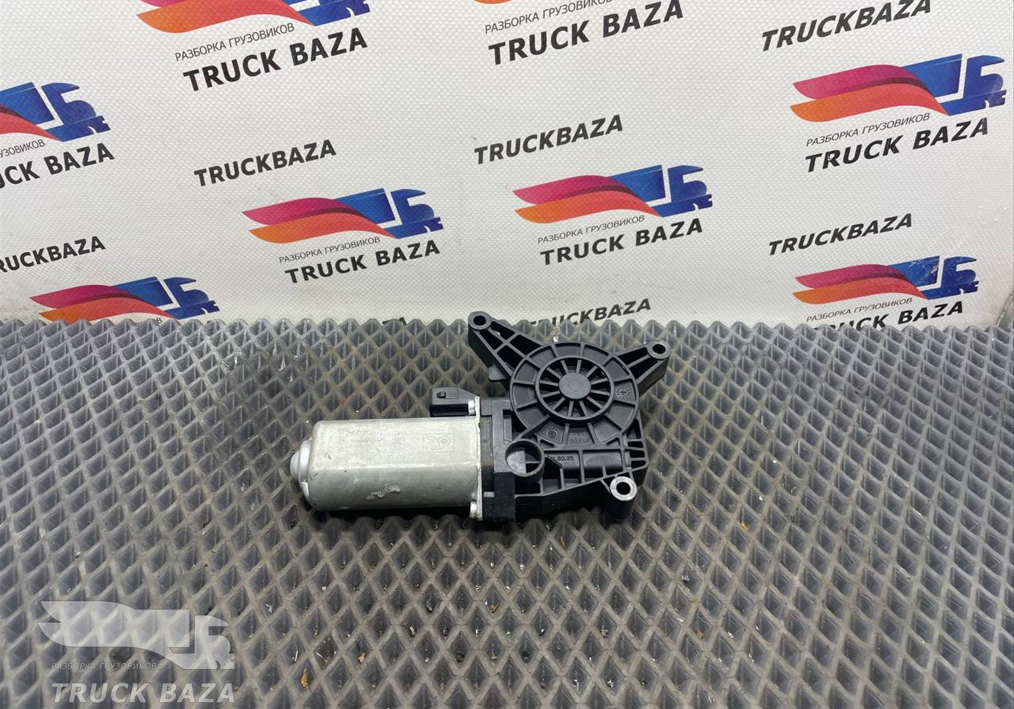 9607201146 Моторчик стеклоподъемника левый для Mercedes-Benz Actros New Actros MP4 (с 2011)