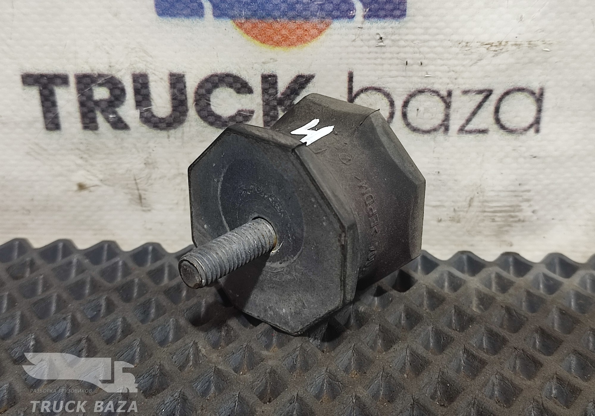 0009982044 Демпфер воздухозаборника