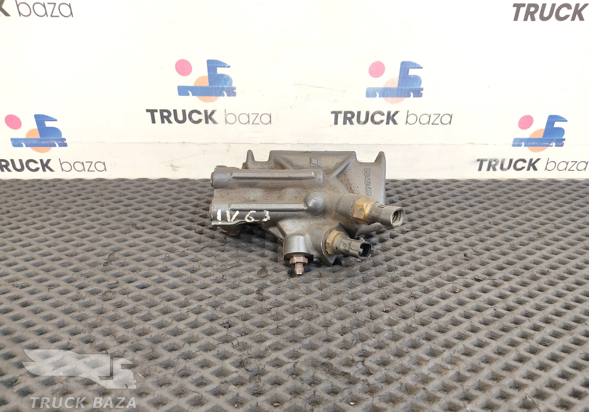 504046811 Корпус топливного фильтра для Iveco Stralis I (с 2002)