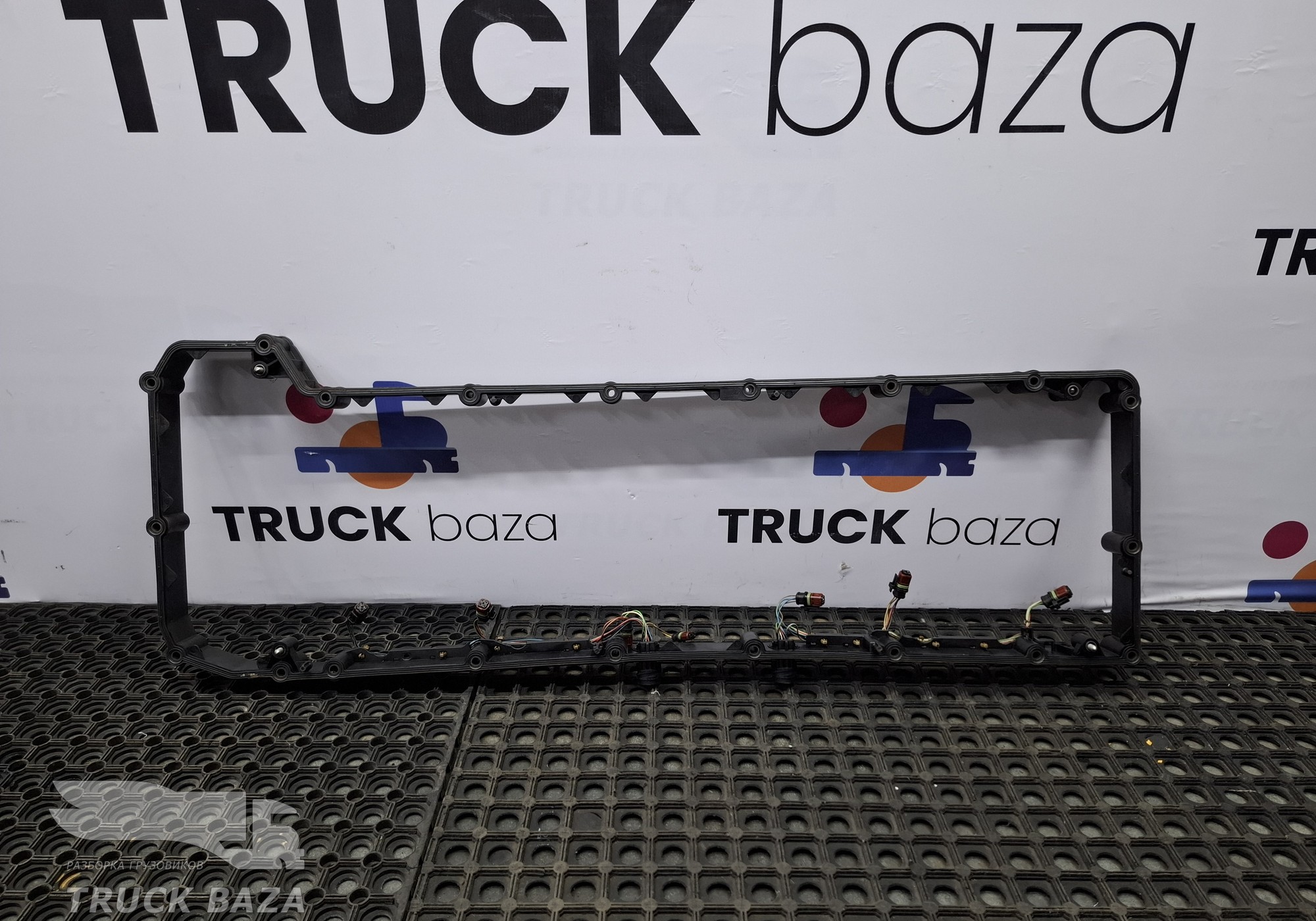 22045844 Проставка клапанной крышки для Volvo FH 4 (с 2012)