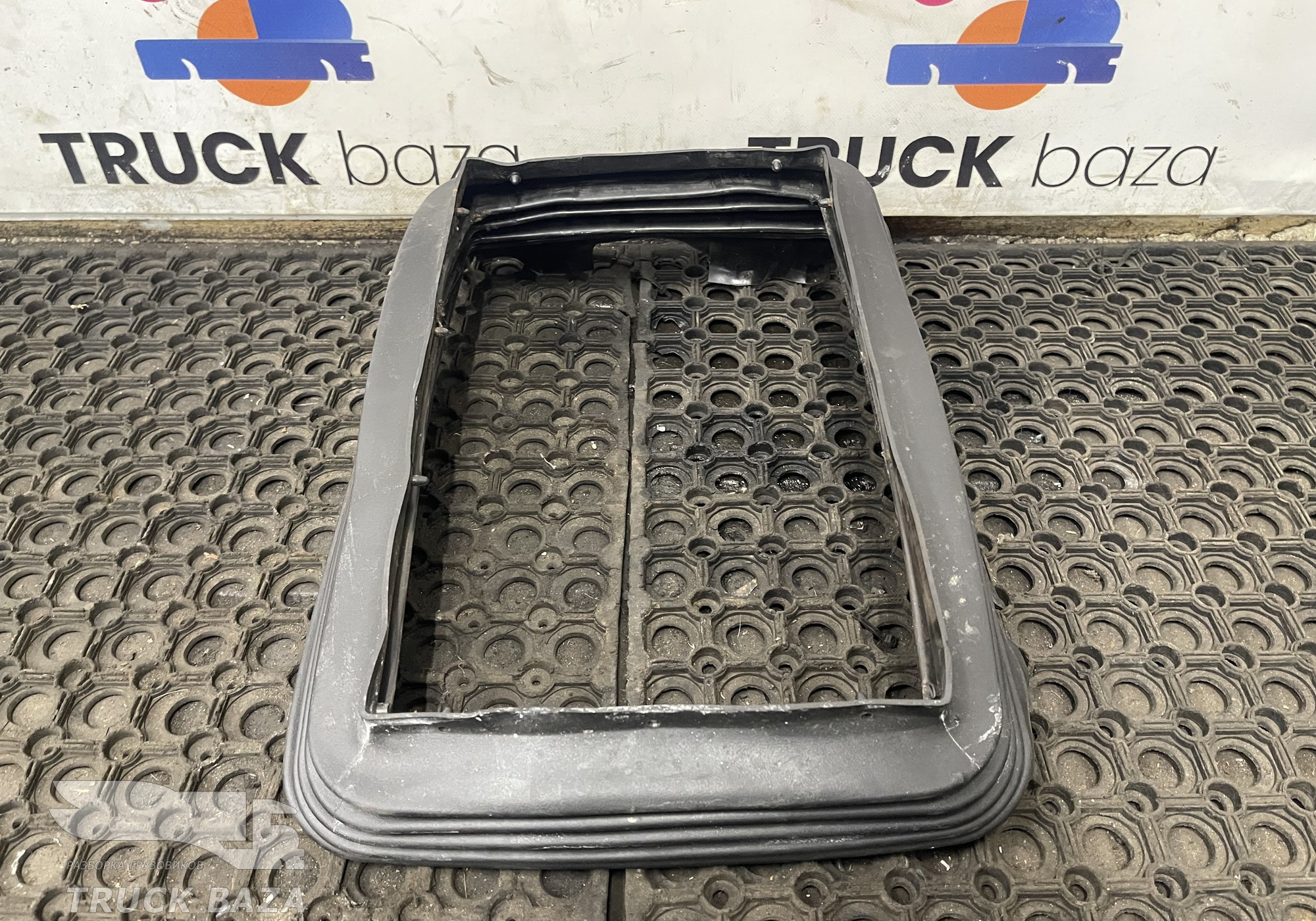 0803177 Гофра сиденья для КАМАЗ 5490 (с 2013)