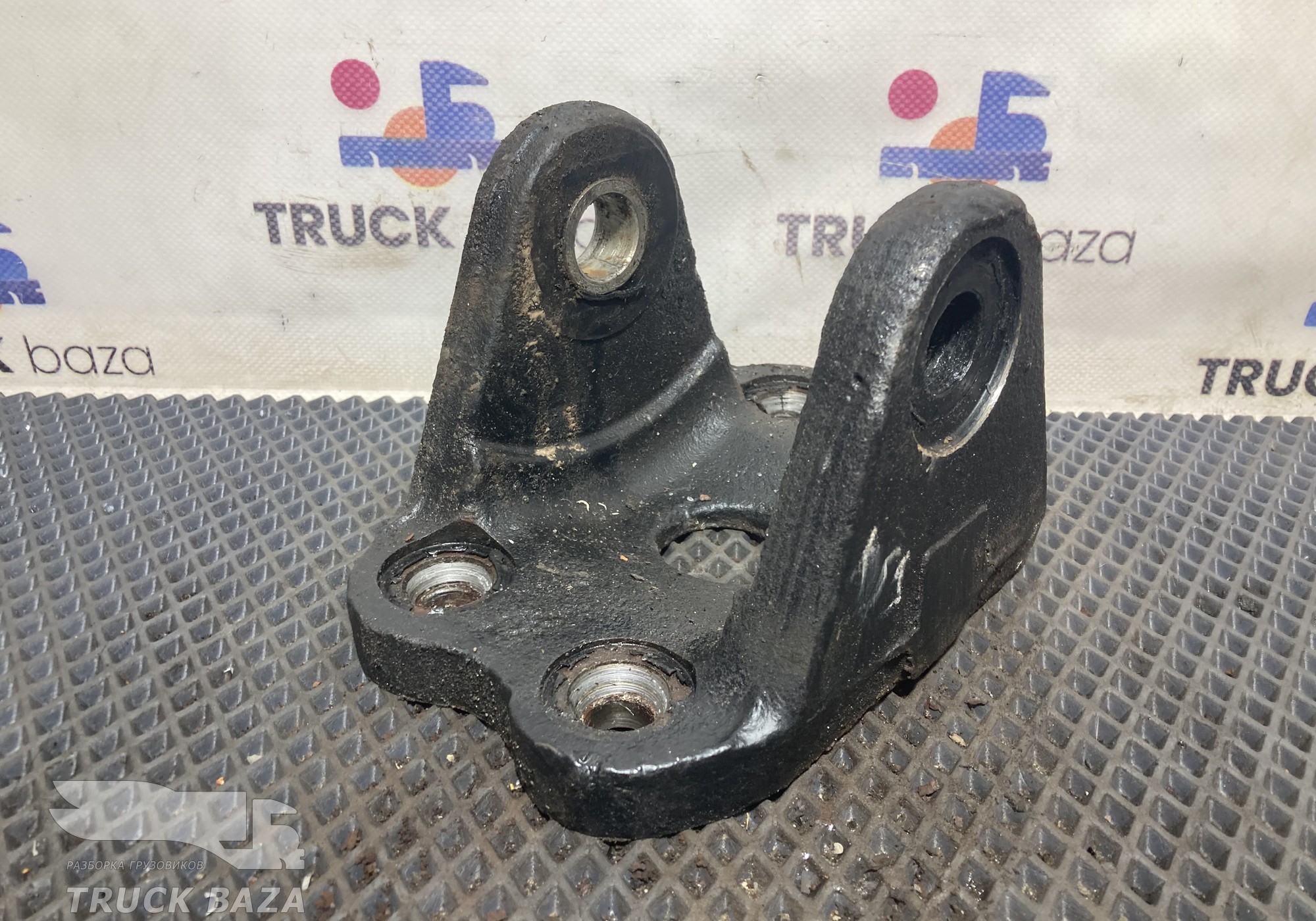652052902444 Кронштейн рессоры передней для КАМАЗ 5490 (с 2013)