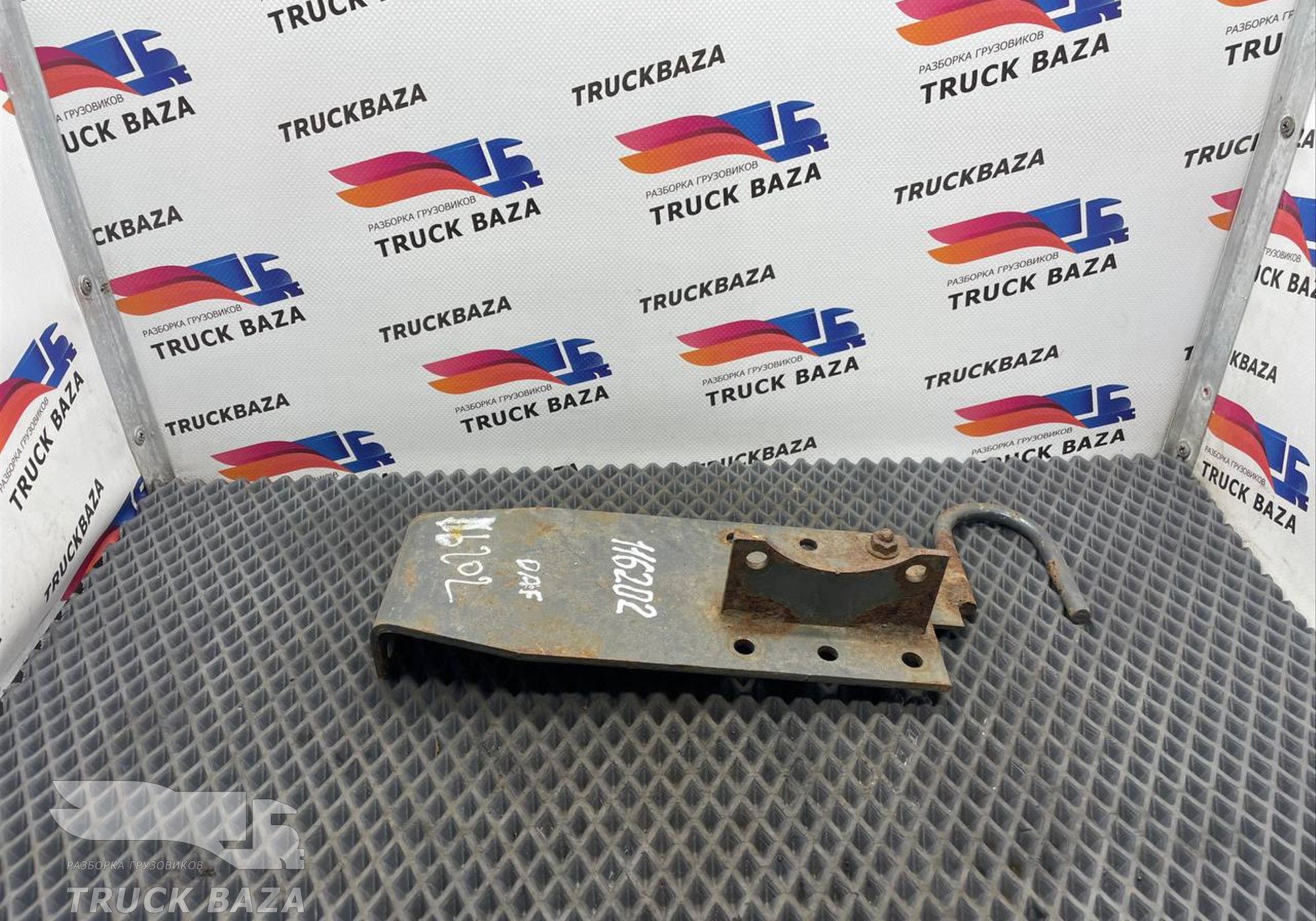 Кронштейн для Daf XF105 (с 2006 по 2020)