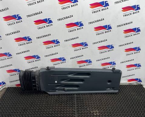504065010 Воздухозаборник для Iveco Eurotrakker