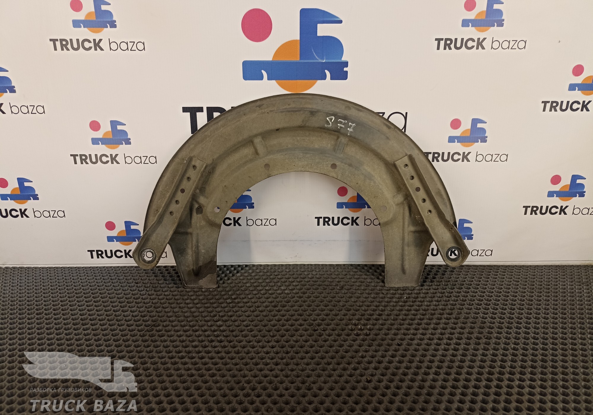 1938400 Пыльник тормозного диска