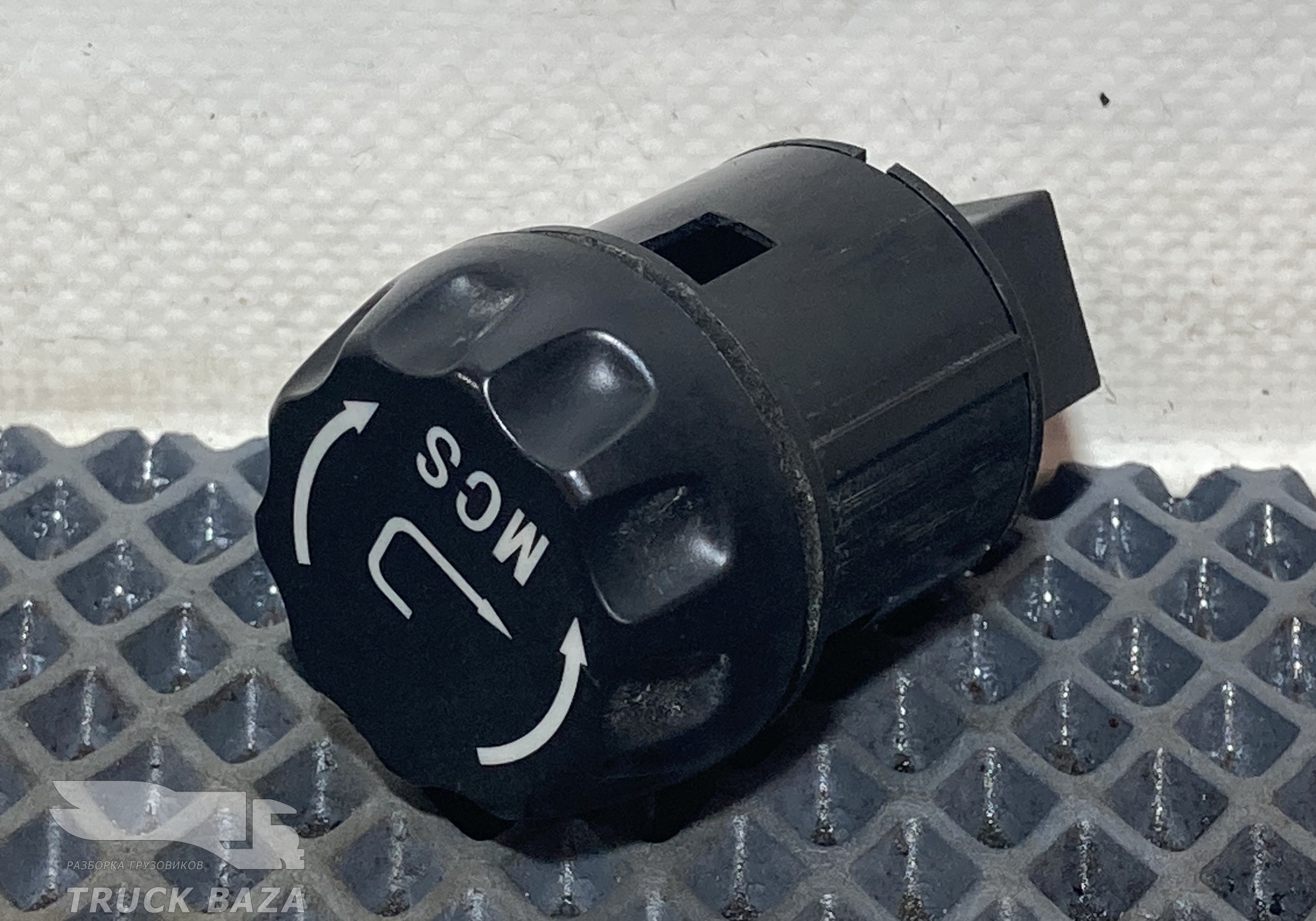 WG9918580013 Кнопка управления меню панели для Sinotruk Sitrak C7H