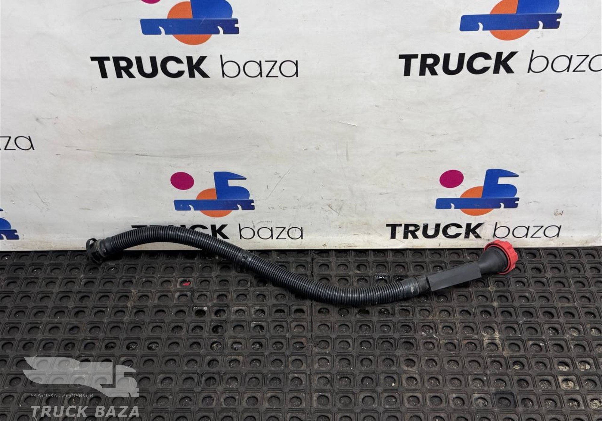 21560182 Горловина залива масла для Volvo FH 4 (с 2012)