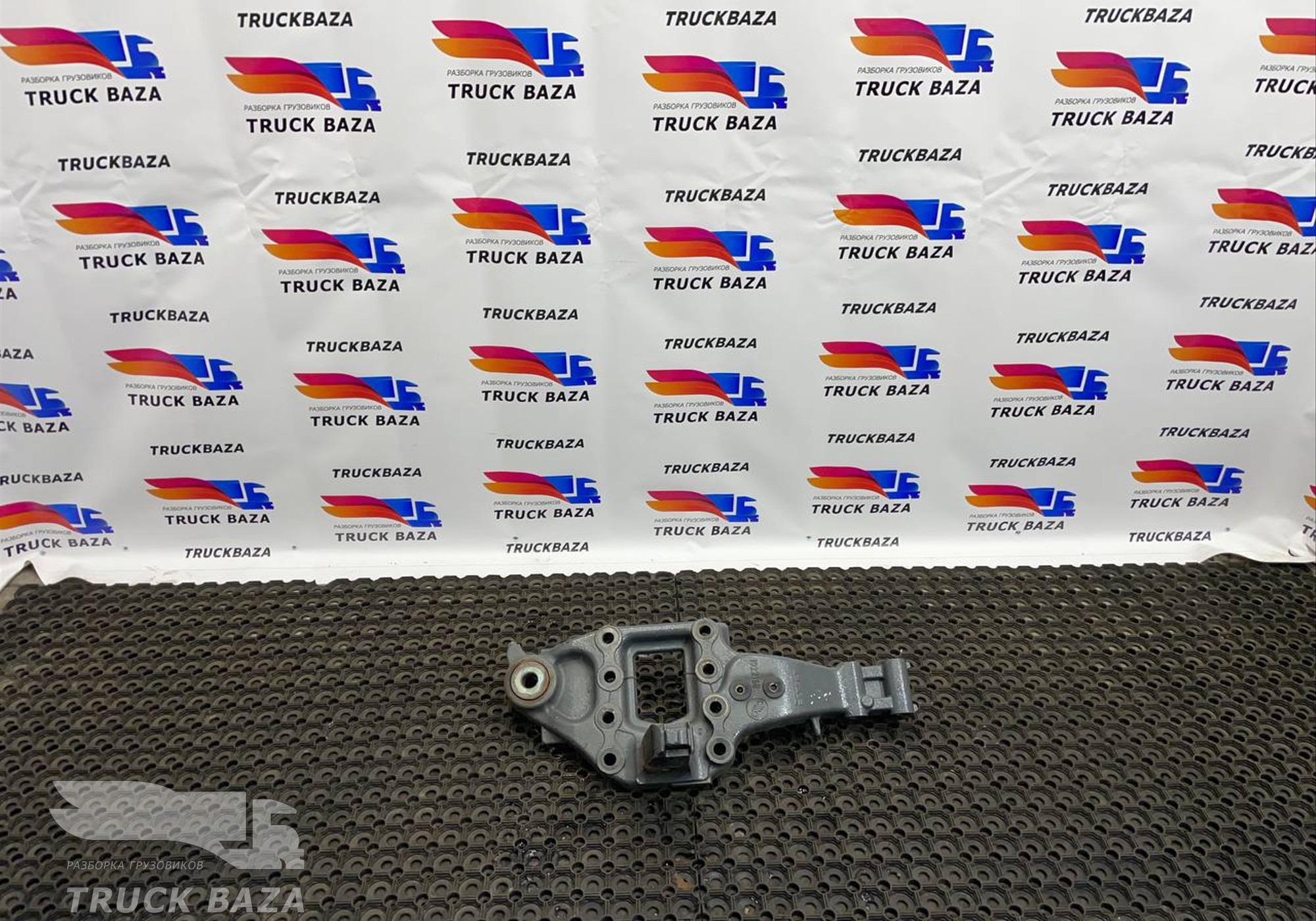 1922168 Опора пружины правая задняя для Daf XF106 (с 2012)