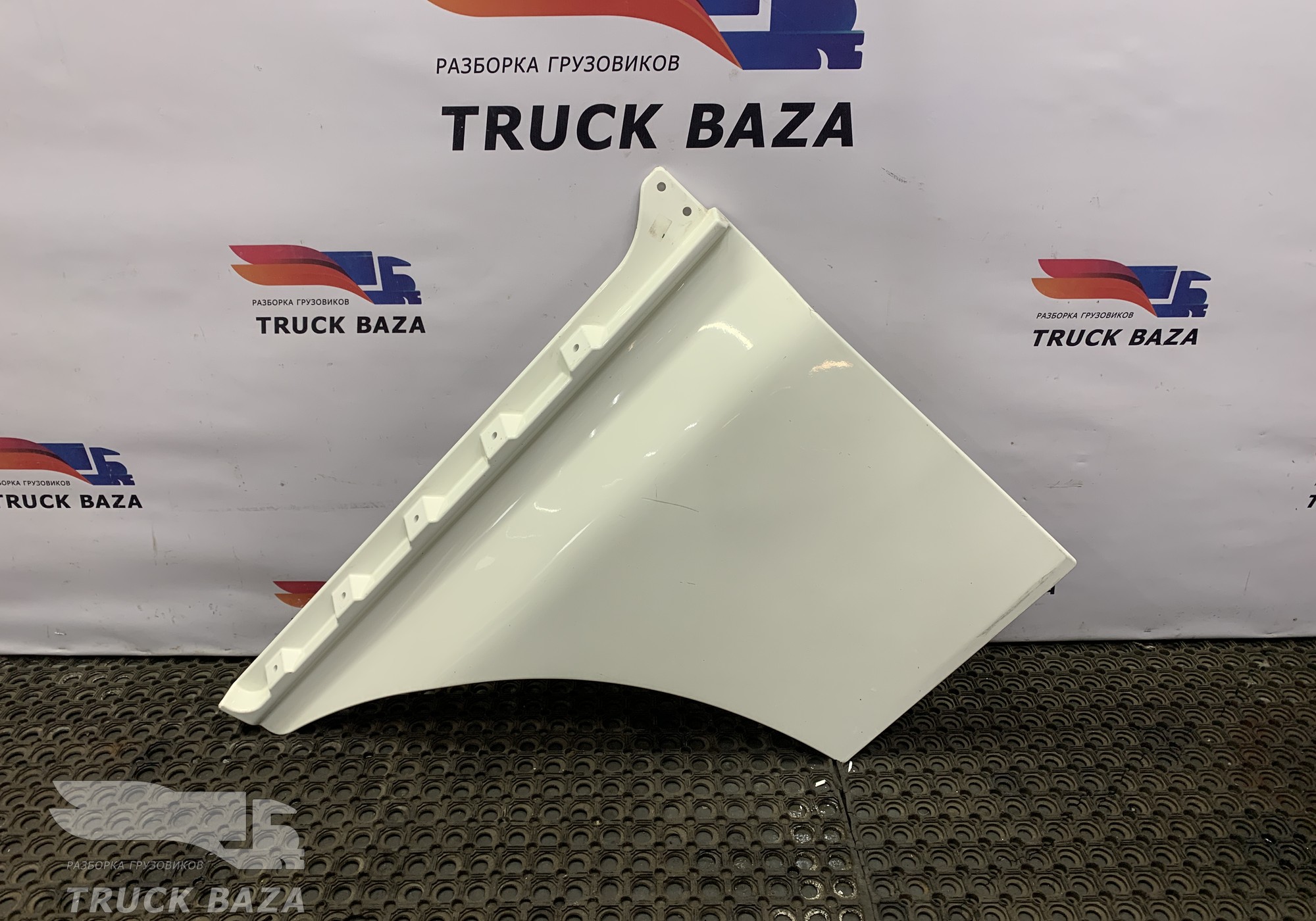 811W626106006 Продолжение двери правой для Sinotruk Sitrak C7H