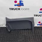 1805342 Накладка корпуса подножек правого