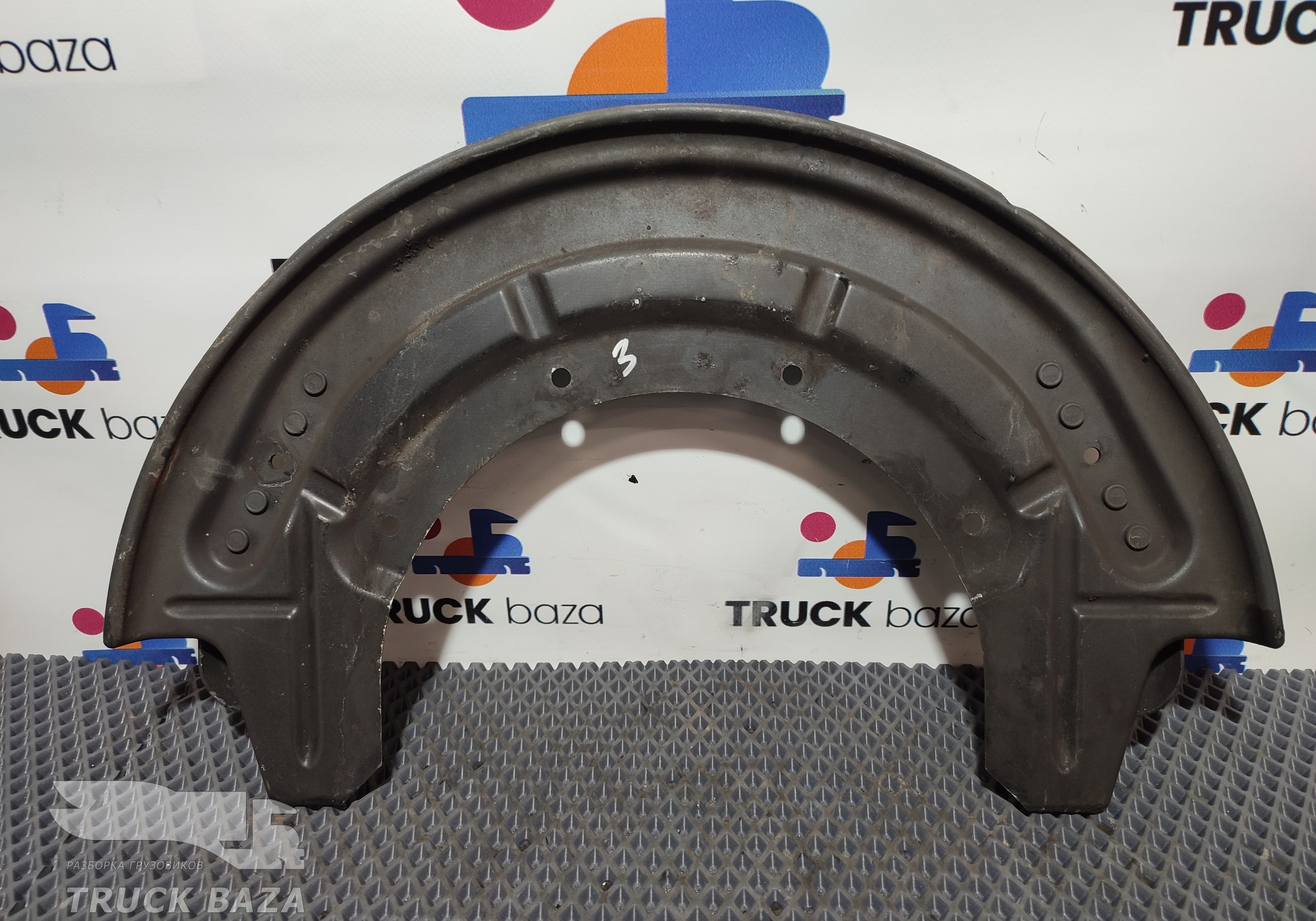 2410651 Пыльник тормозного диска