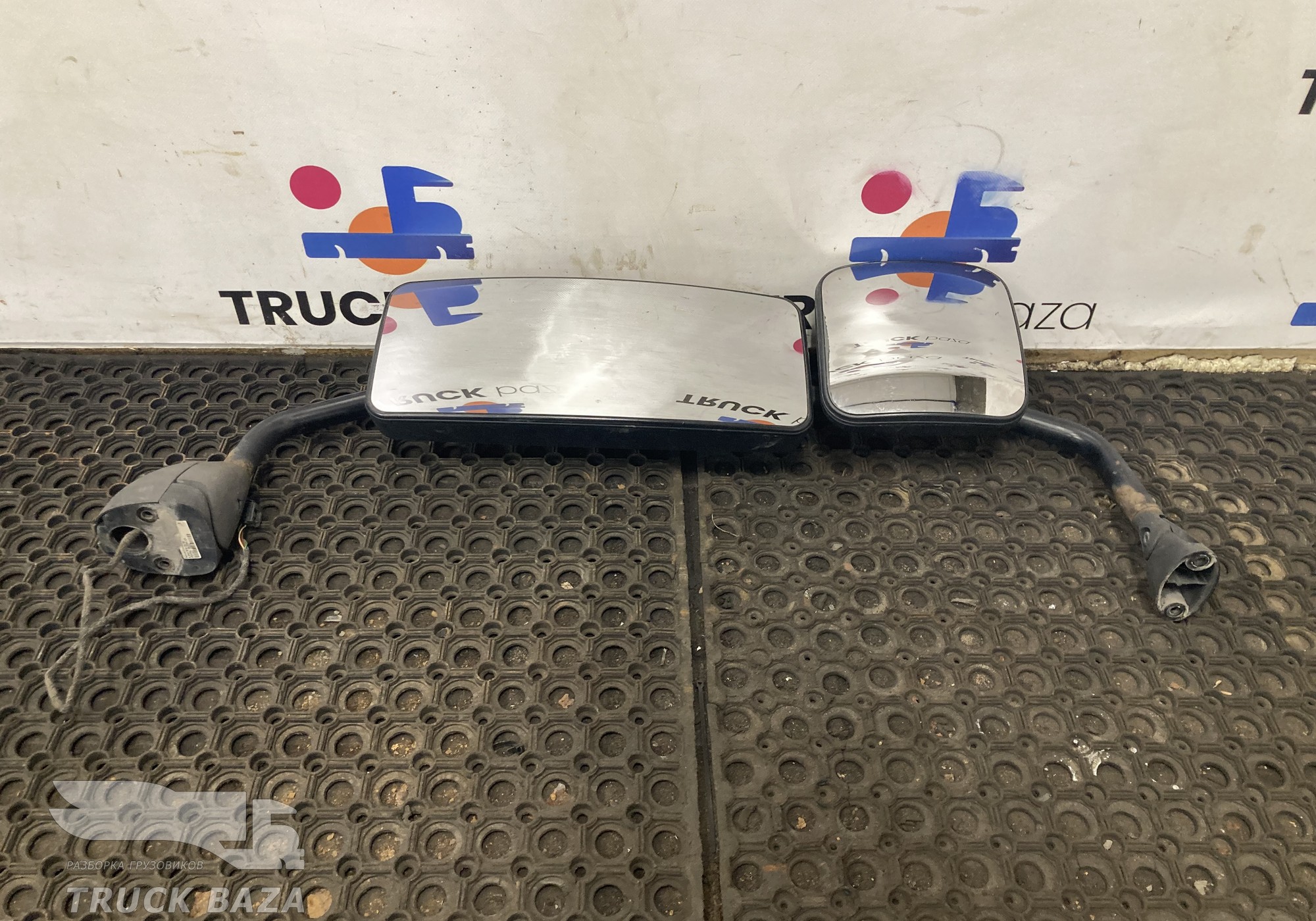 A9438106016 Зеркало заднего вида боковое правое для Mercedes-Benz Actros MP3 (с 2008)