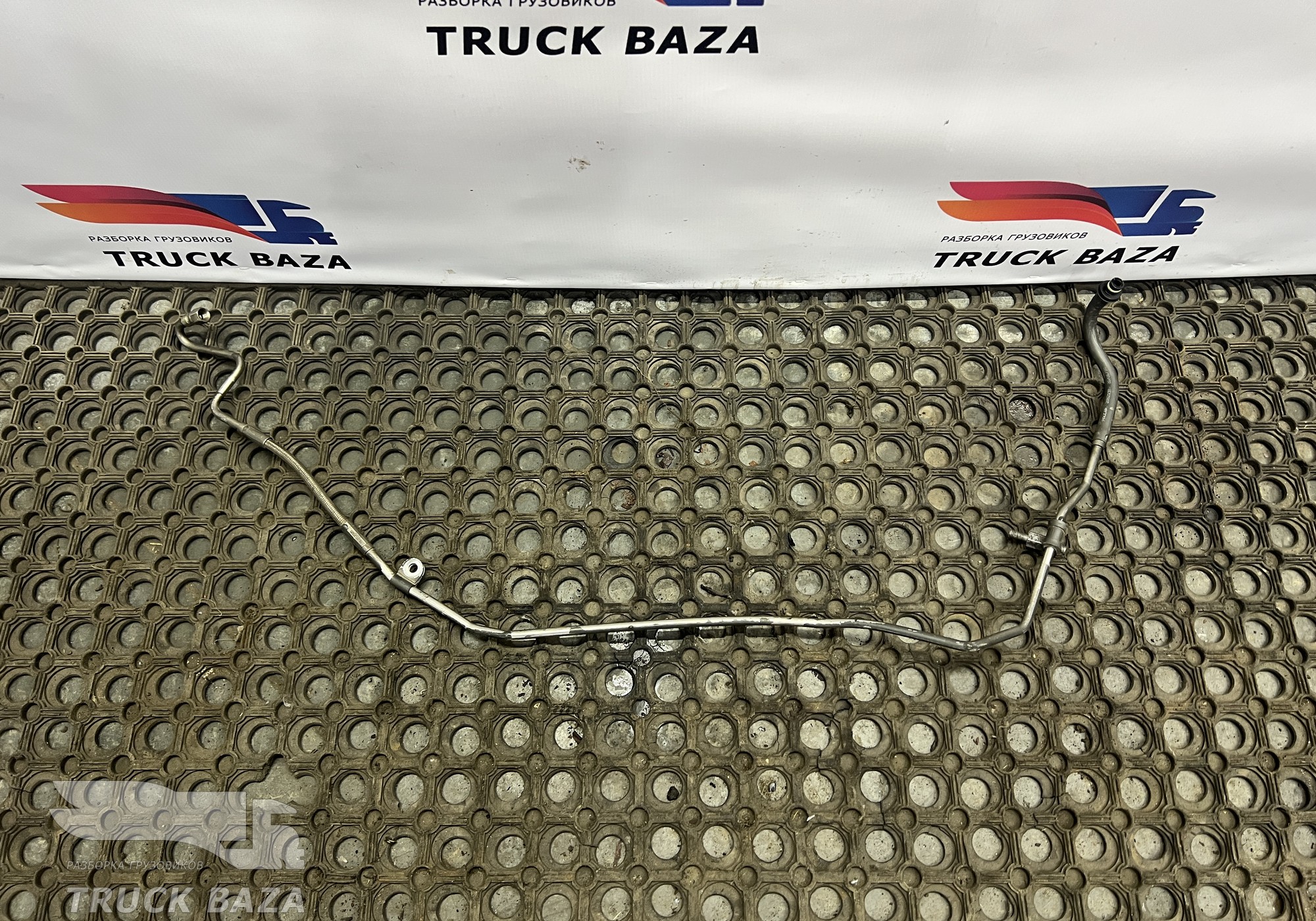 2052198 Трубка топливная для Daf XF106 (с 2012)