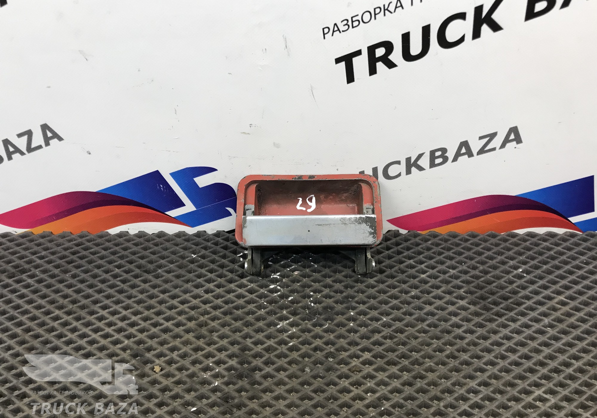 1576179 Ручка двери наружная универсальная для Volvo F F10 (с 1977 по 1994)
