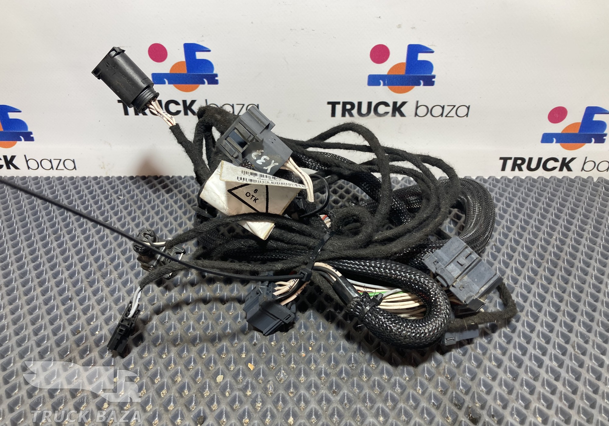 5490407124020 Проводка двери правой для КАМАЗ 5490 (с 2013)