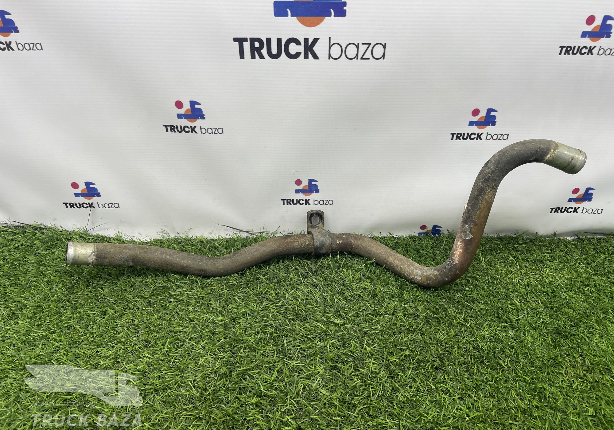 51018025671 Трубка картерных газов