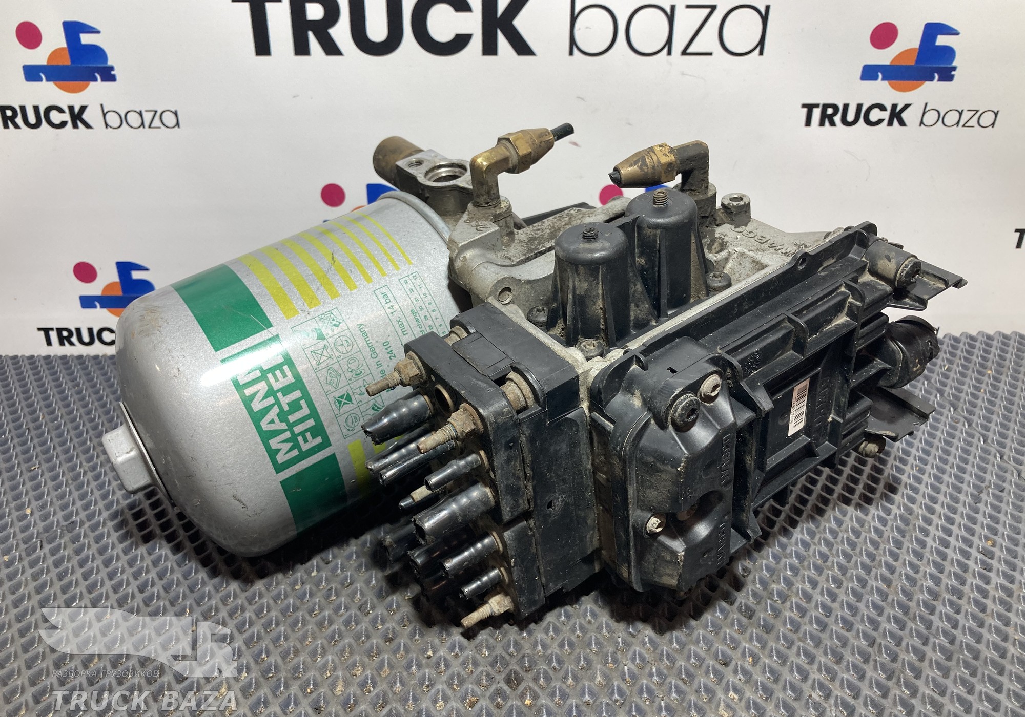 2146069 Осушитель воздуха