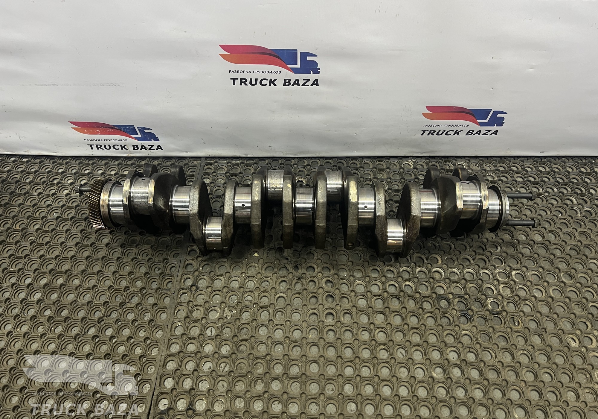 A4570300401 Коленвал OM457LA